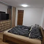 Vinarsky Dom U Kriza *