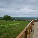 Villa Vinarsky Dom U Kriza *