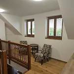 Vinarsky Dom U Kriza Villa
