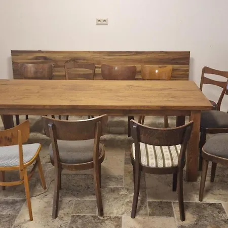 Vinarsky Dom U Kriza Willa