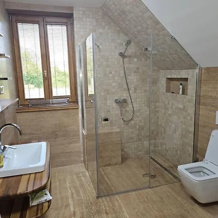 Vinarsky Dom U Kriza Villa