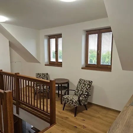 Vinarsky Dom U Kriza Villa