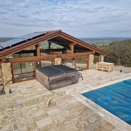 Vinarsky Dom U Kriza * Vradiste