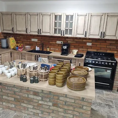 Vinarsky Dom U Kriza *