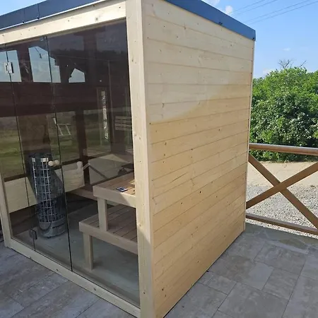 Vinarsky Dom U Kriza Willa Vradiste