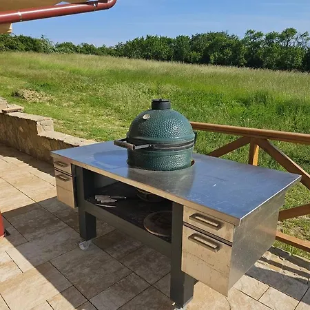 Vinarsky Dom U Kriza