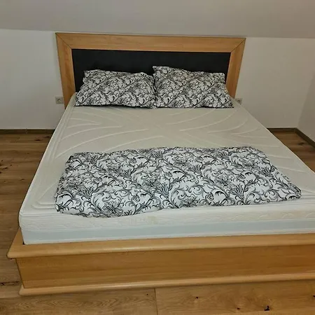 Willa Vinarsky Dom U Kriza