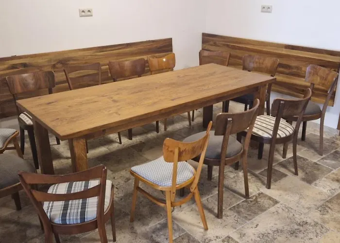 Vinarsky Dom U Kriza 빌라