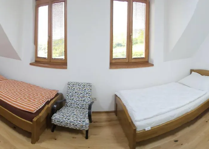 Vinársky Dom U Kríža