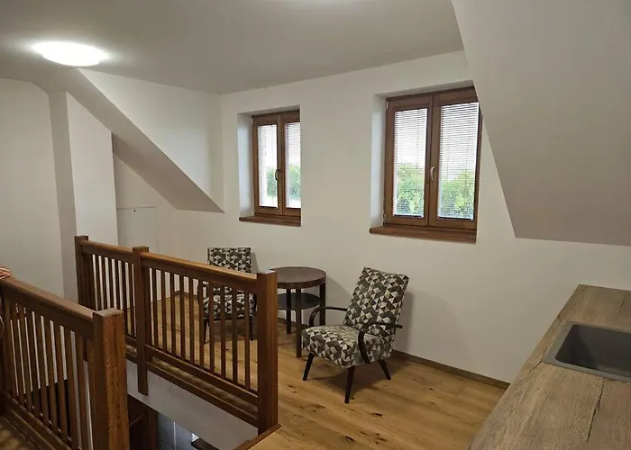 Vinarsky Dom U Kriza 빌라