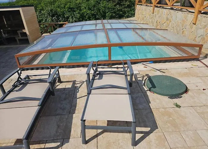 Vinarsky Dom U Kriza Vradiste