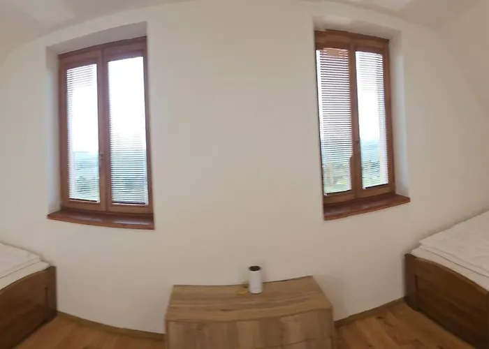 Villa Vinársky Dom U Kríža Vradiste